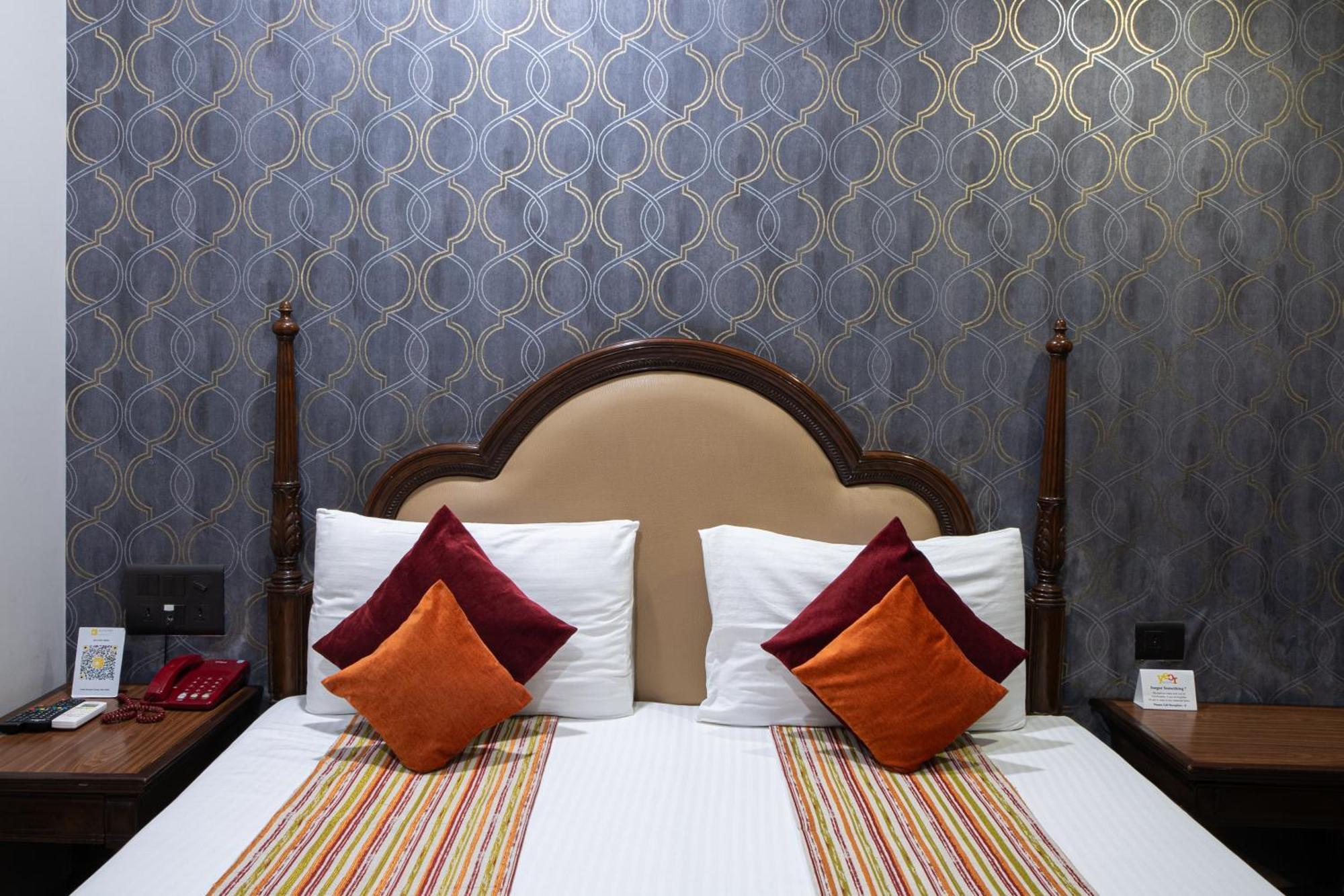 Hotel Sunstar Grand Delhi  Eksteriør billede