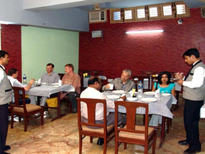 Hotel Sunstar Grand Delhi  Eksteriør billede