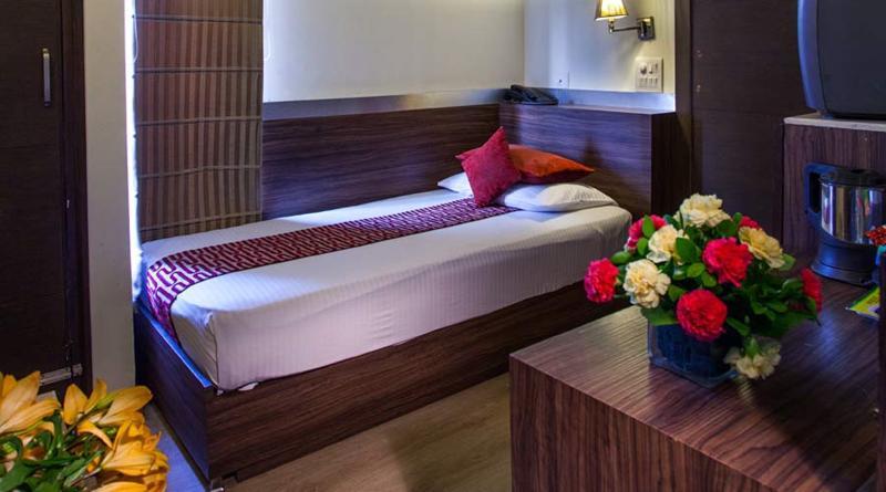 Hotel Sunstar Grand Delhi  Eksteriør billede